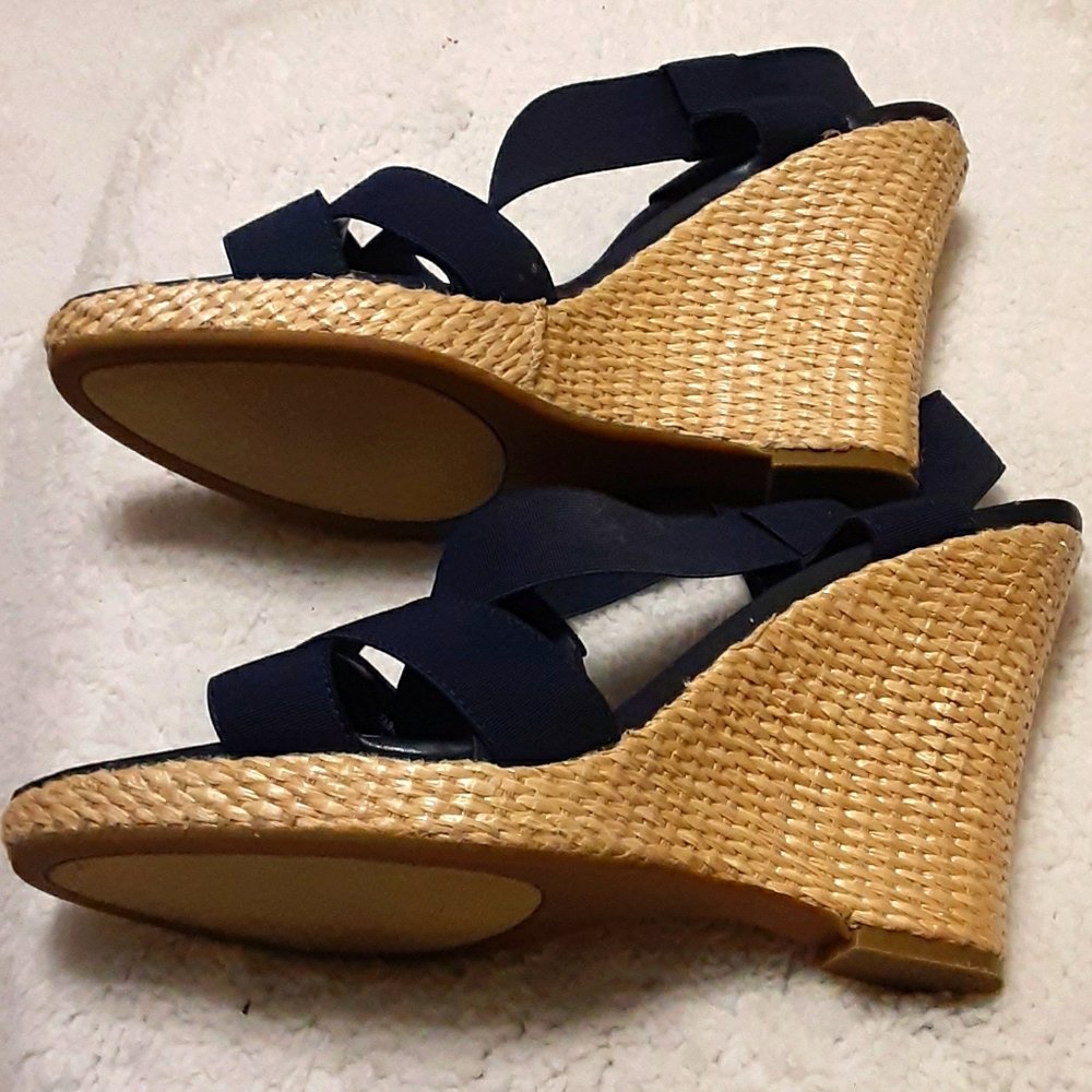 Madison Studio 4' Wedge Heels - Picture 2 of 6